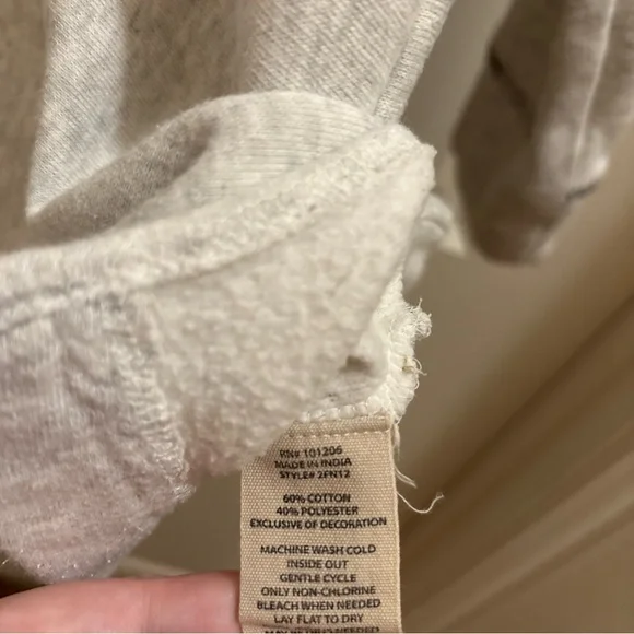 Soft Surroundings Gray Fleece Lined Embroidered V-neck Pullover Sweater Medium - Picture 7 of 7